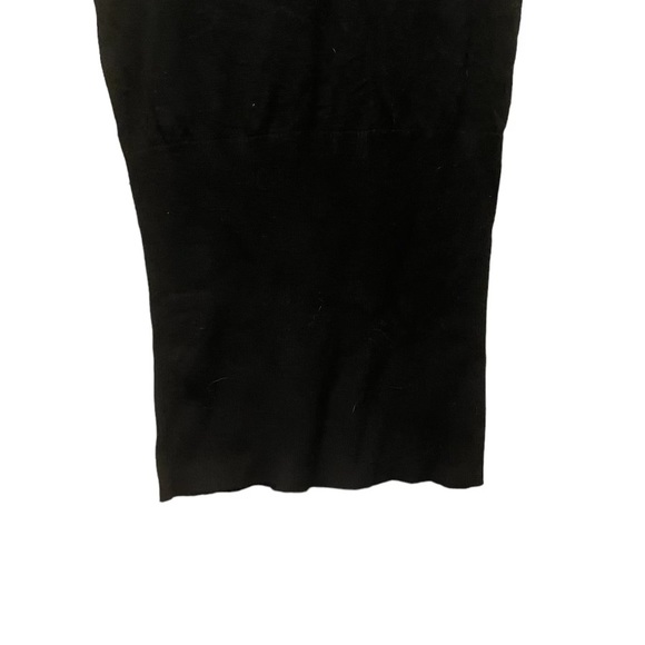 NIKIBIKI, ladies size M shirt. Long, Stretching - Picture 3 of 6